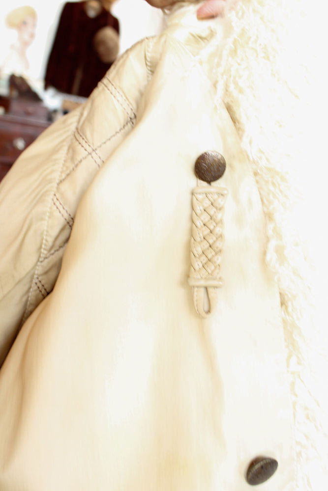 1960s RARE Mongolian Lamb Fur Cape with Matching Muff - O/S