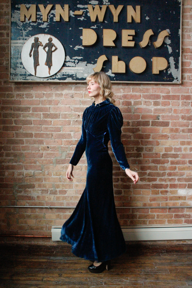 1930s Sapphire Long Sleeve Silk Velvet Gown - S/M