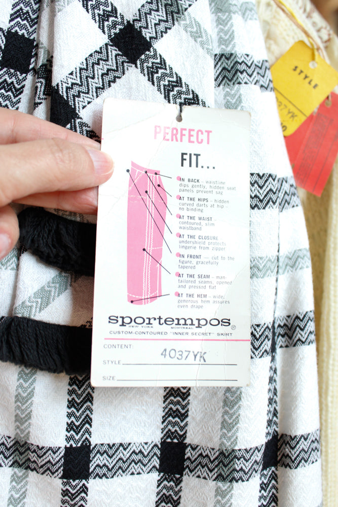 1950s NOS Sportempos Plaid Pencil Skirt - 25 waist