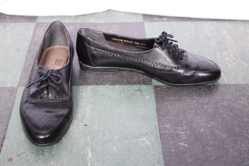 1980s Black Leather Lace up Oxfords - 7.5/8M