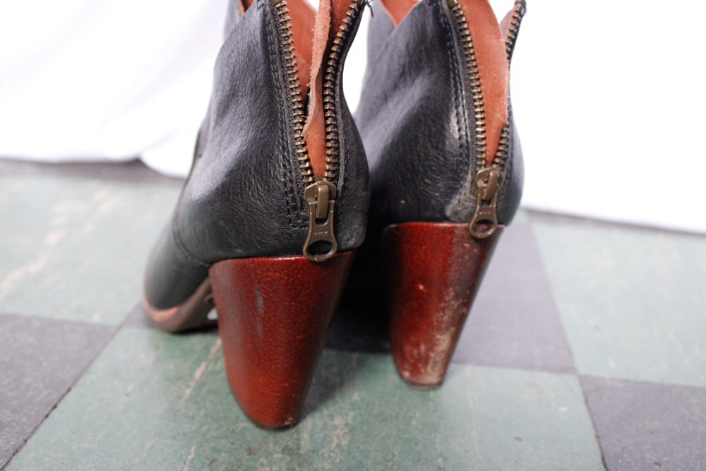 Vintage inspired KORK-EASE Black Leather Ankle Boots - 7-7.5M