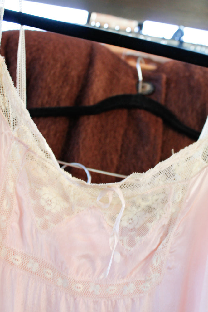1920s Silk Pink Step In - Medium 