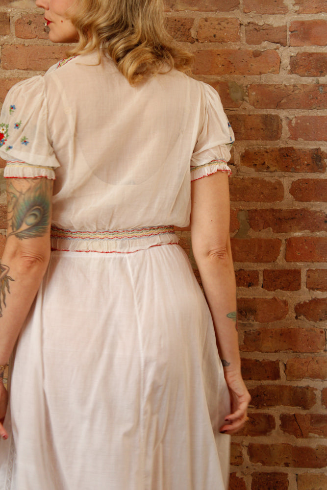 1940s Hungarian Cotton Gauze Floral Embroidered Top - Xsmall  & 1900s Cotton Embroidered & Lace Skirt - Fits Small to XL 