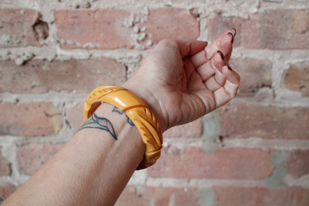 1940s Butterscotch Carved Bakelite Bangle 