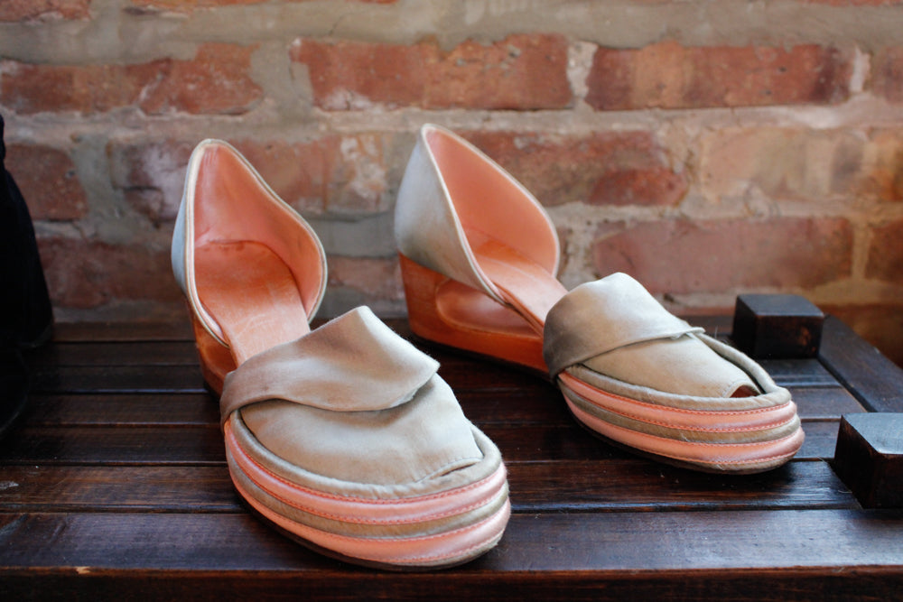 1930s Art Deco Pink & Green Silk Wedge Heels - 7.5/8