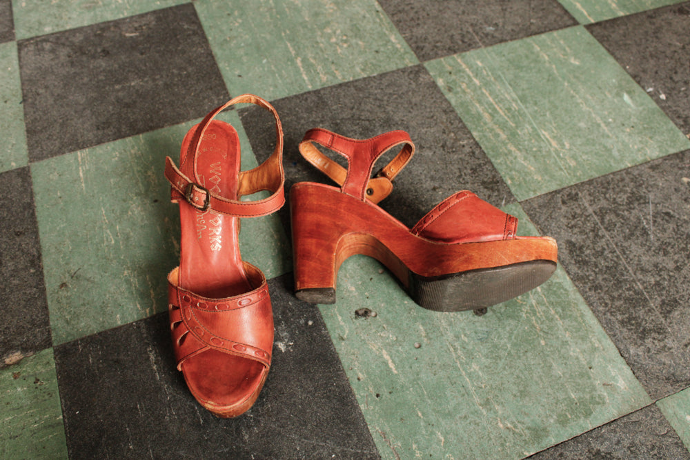 1970s Wood & Leather Brazilian Platform Sandals - 8.5M