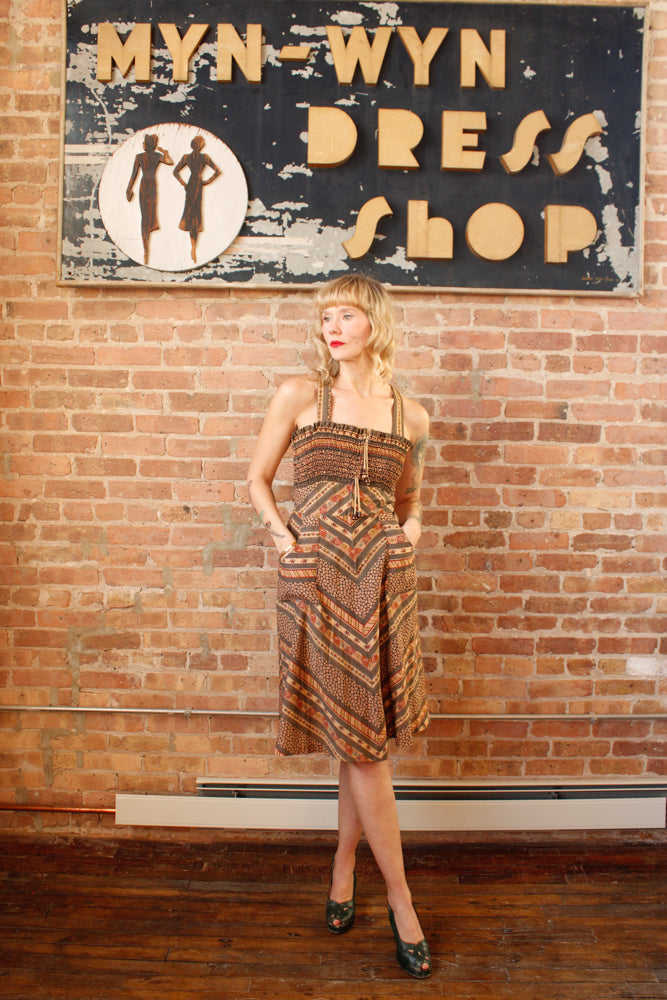 1970s Floral Chevron Day Dress - Medium