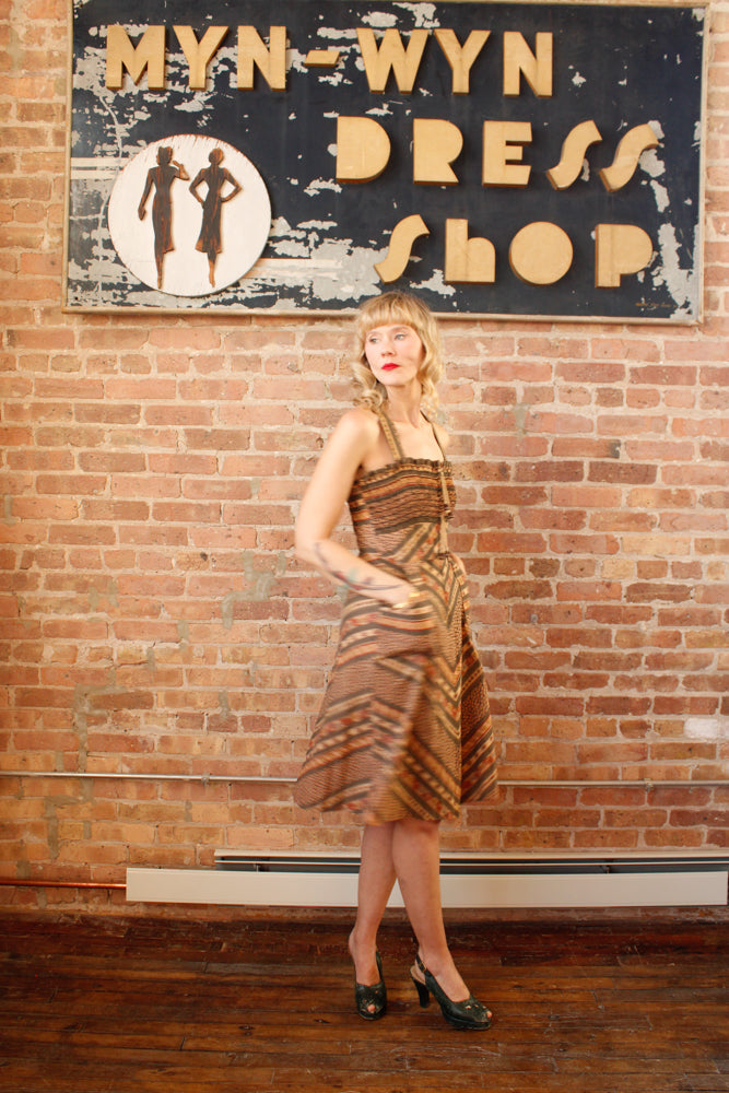 1970s Floral Chevron Day Dress - Medium