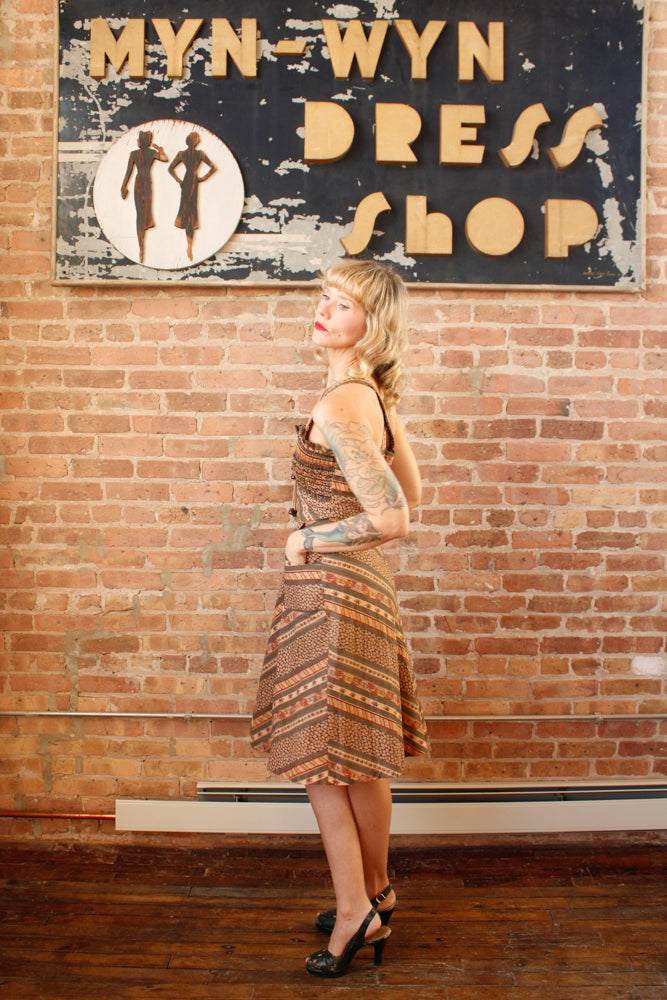 1970s Floral Chevron Day Dress - Medium