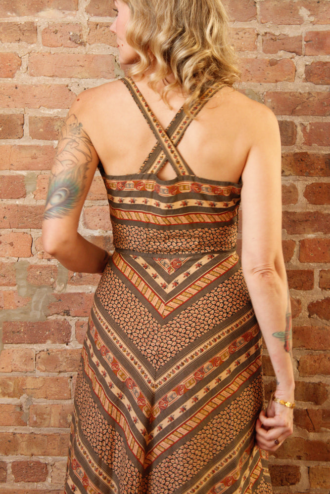 1970s Floral Chevron Day Dress - Medium