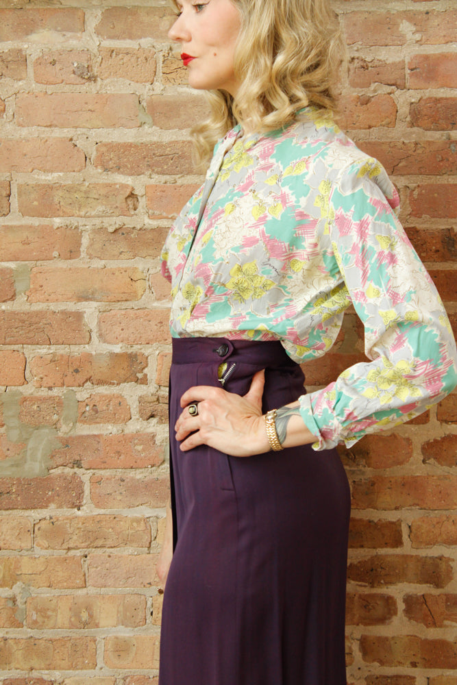 1940s Strawberry Sequin Cold Rayon Blouse - Petite Large