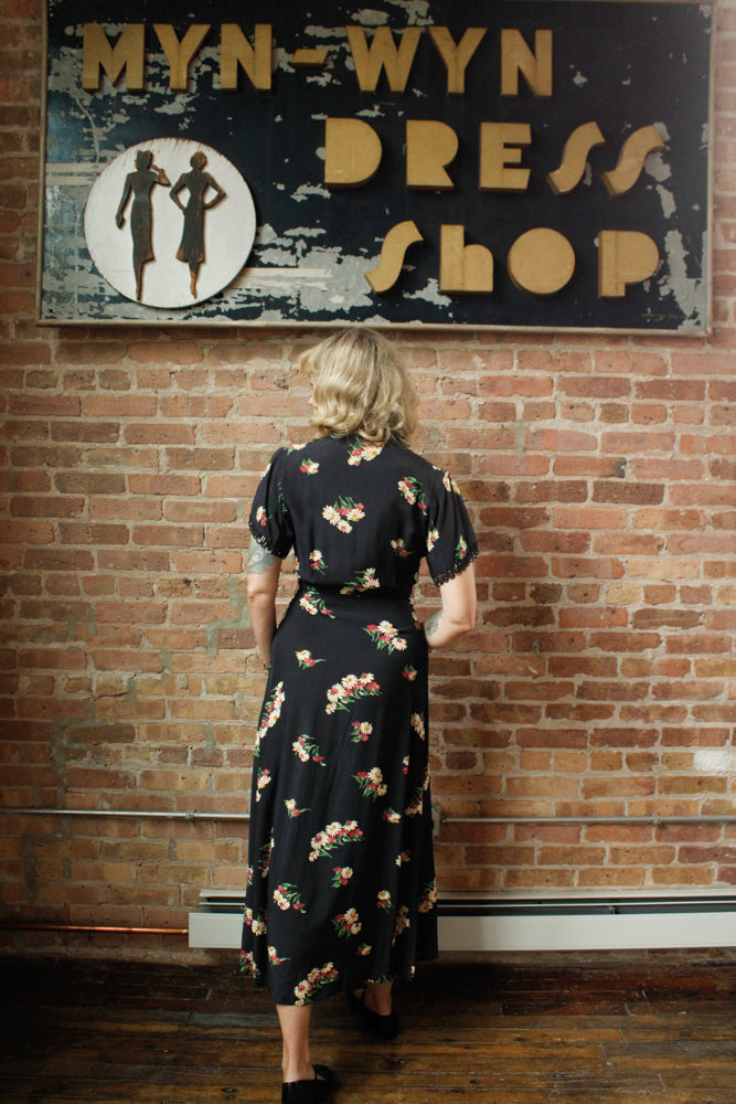 1940s Floral Rayon Wrap Dress - Small