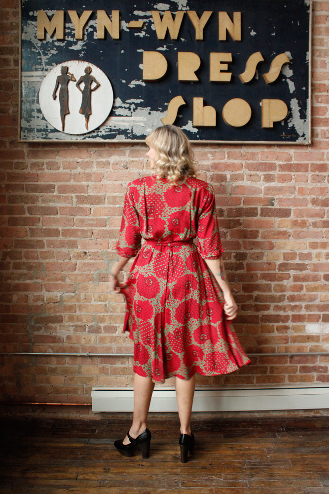 1940s Red & Green Cold Rayon Dress - Large