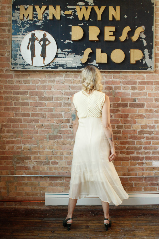 1930s Nude Silk Chiffon Bias Cut Gown - S/M