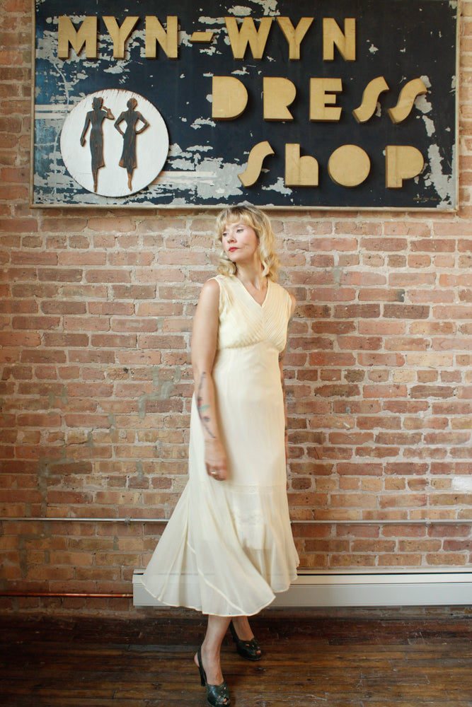 1930s Nude Silk Chiffon Bias Cut Gown - S/M