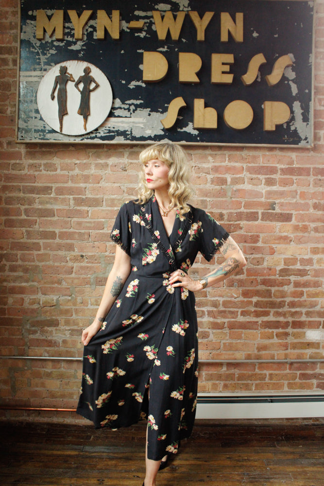 1940s Floral Rayon Wrap Dress - Small