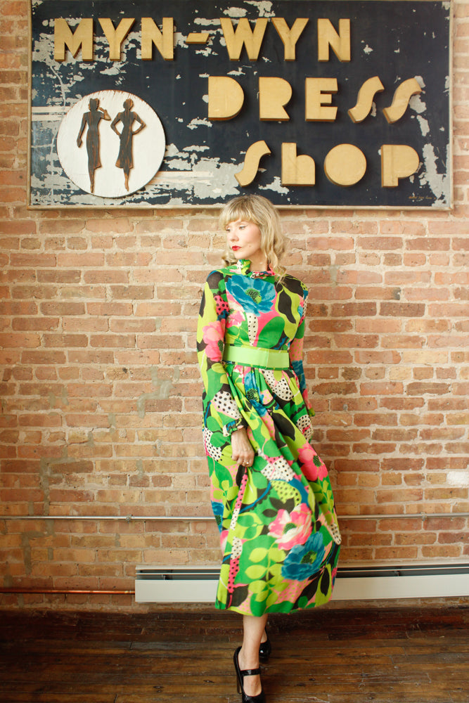 1960s Young Dimensions for Saks Fifth Ave Bold Floral Print Maxi Dress - Small 