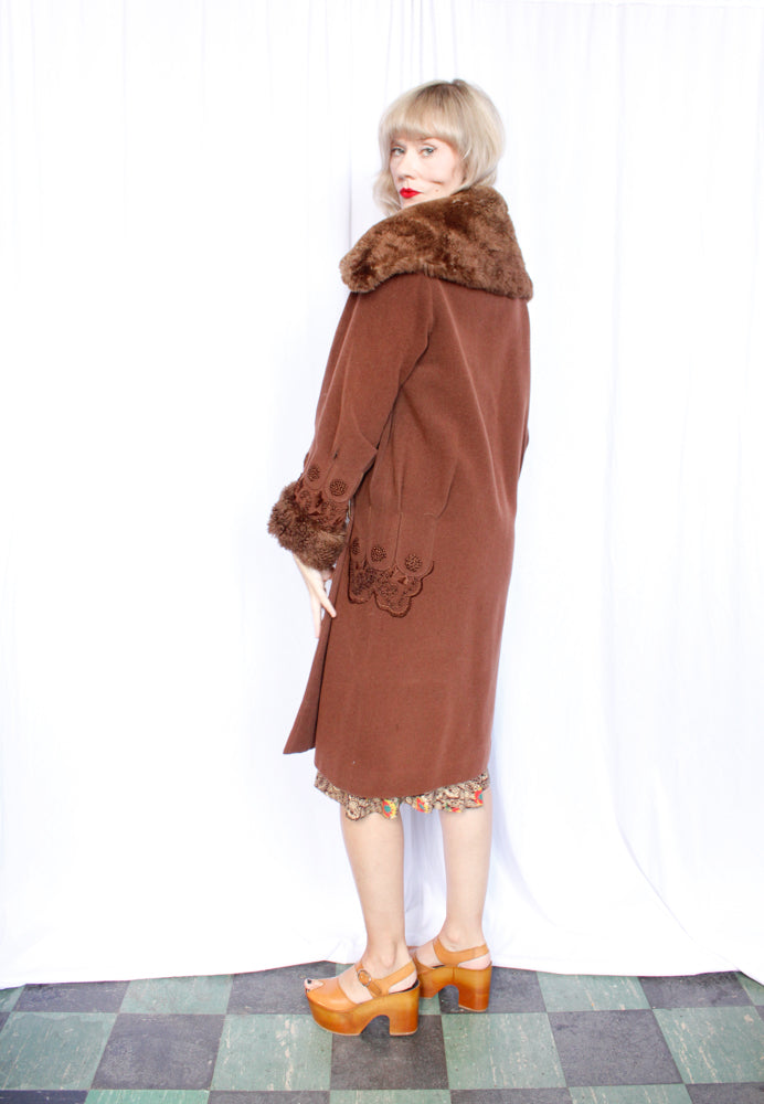 1920s Cocoon Wool Brown Deco Coat with Fur Collar & Cuffs - S/M