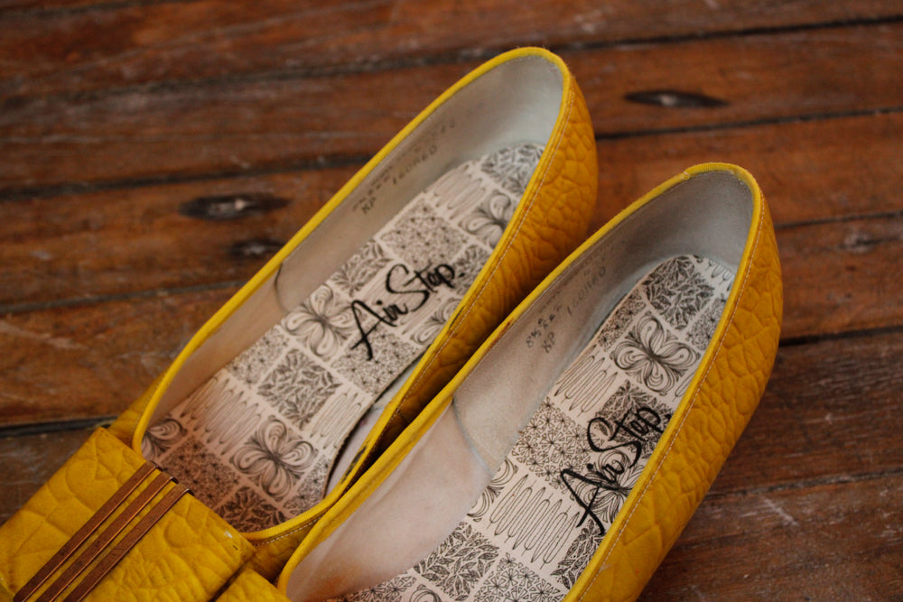 1960s Yellow Patent Leather Heels - 8.5 M