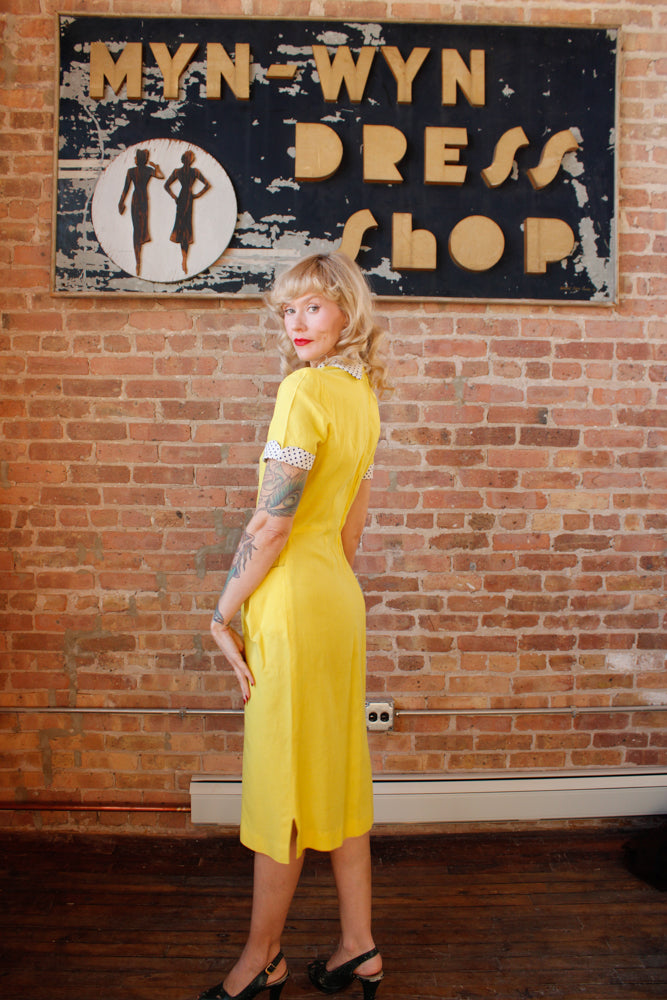 1950s Yellow Spring Sheath Dress - Medium