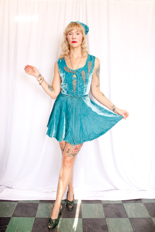 1940s Silk Velvet 3pc Ice Skating Costume - Xsmall