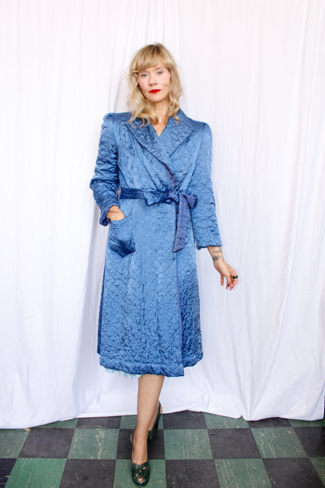 1940s Kamore Quilted Blue Robe - Medium