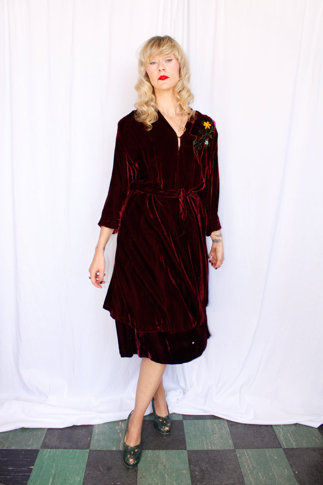 Early 1940s Deep Bordeaux Velvet Dress - XXL