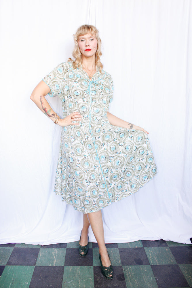 Early 1950s Blue Floral Day Dress - XXL