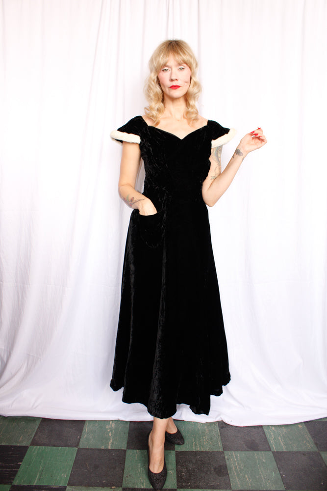 1930s Velvet Gown with Ermine Sleeve - XS