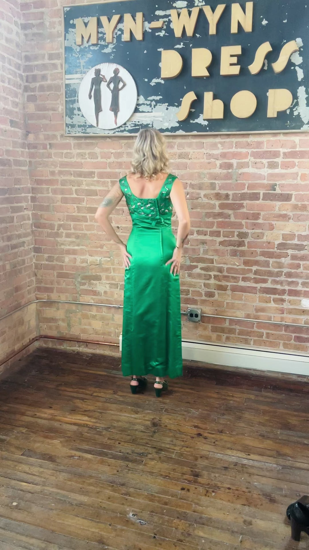 1960s Designer Ida Mae Emerald Silk Jeweled Gown - Small