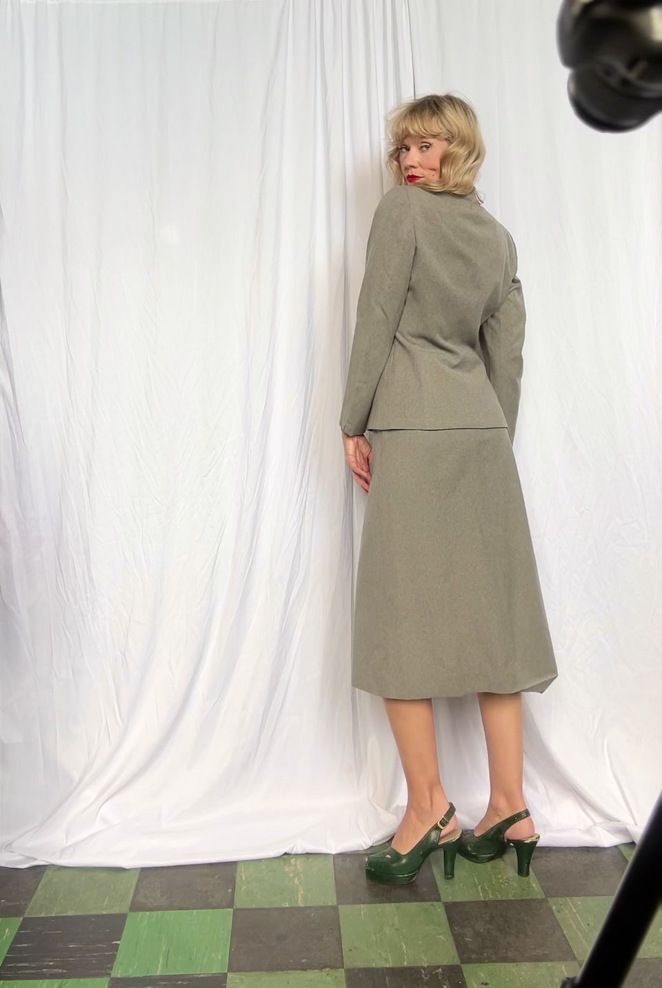 1940s Morris B Sachs Light Gray Suit - Small