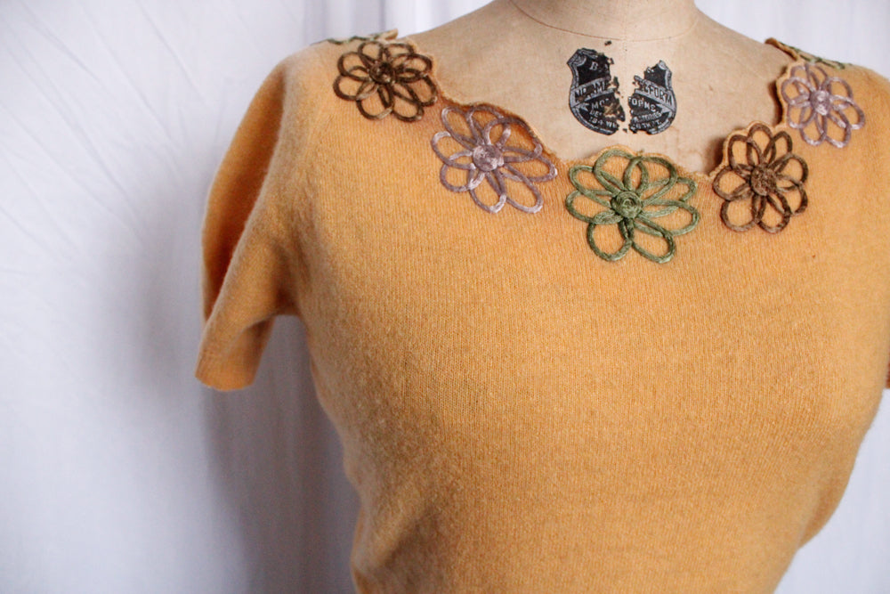 1950s Cashmere Embroidered S/S Sweater - Small