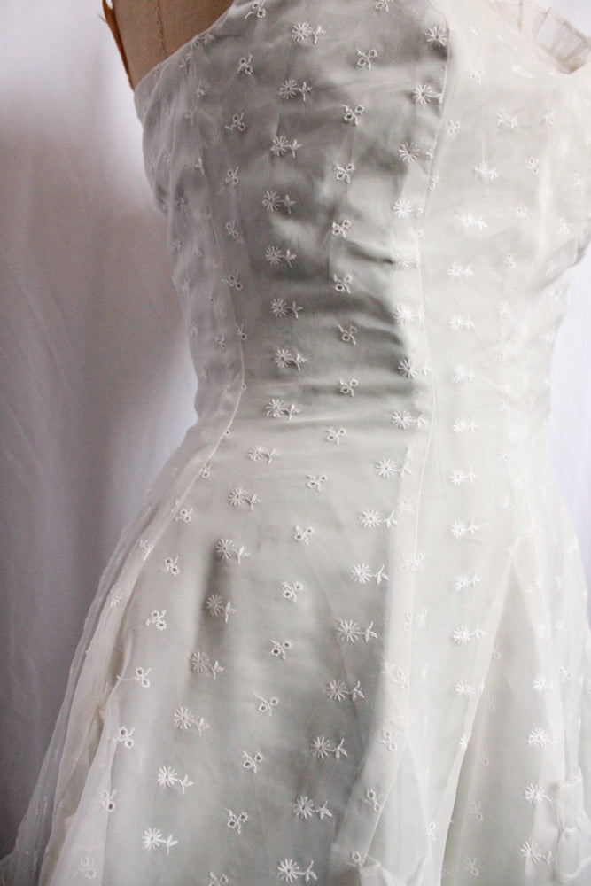 1940s White Strapless Formal Gown - Xsmall