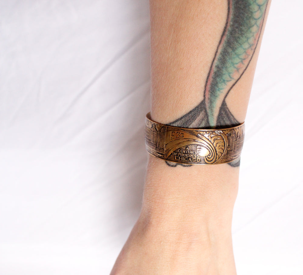 1933 Worlds Fair Novelty Brass Cuff