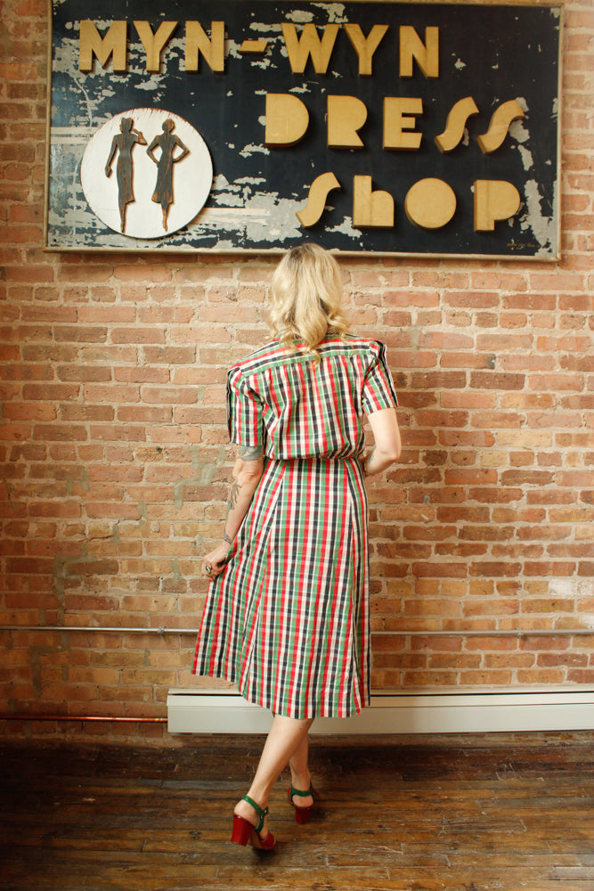1940s Red & Green Cotton Plaid Front Zip Dress - Medium