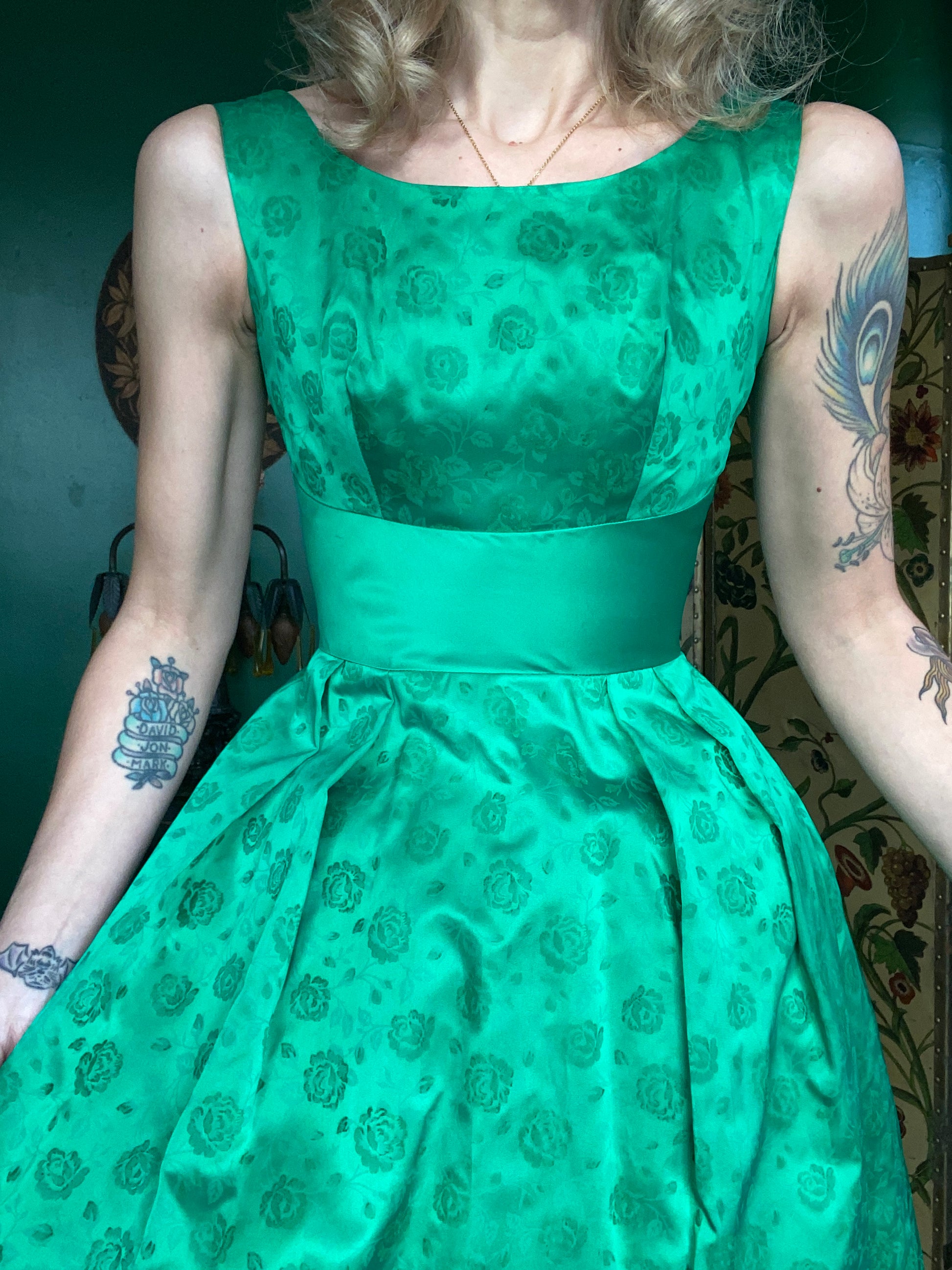 1950s Green Rose Flocked Taffeta Party Dress 