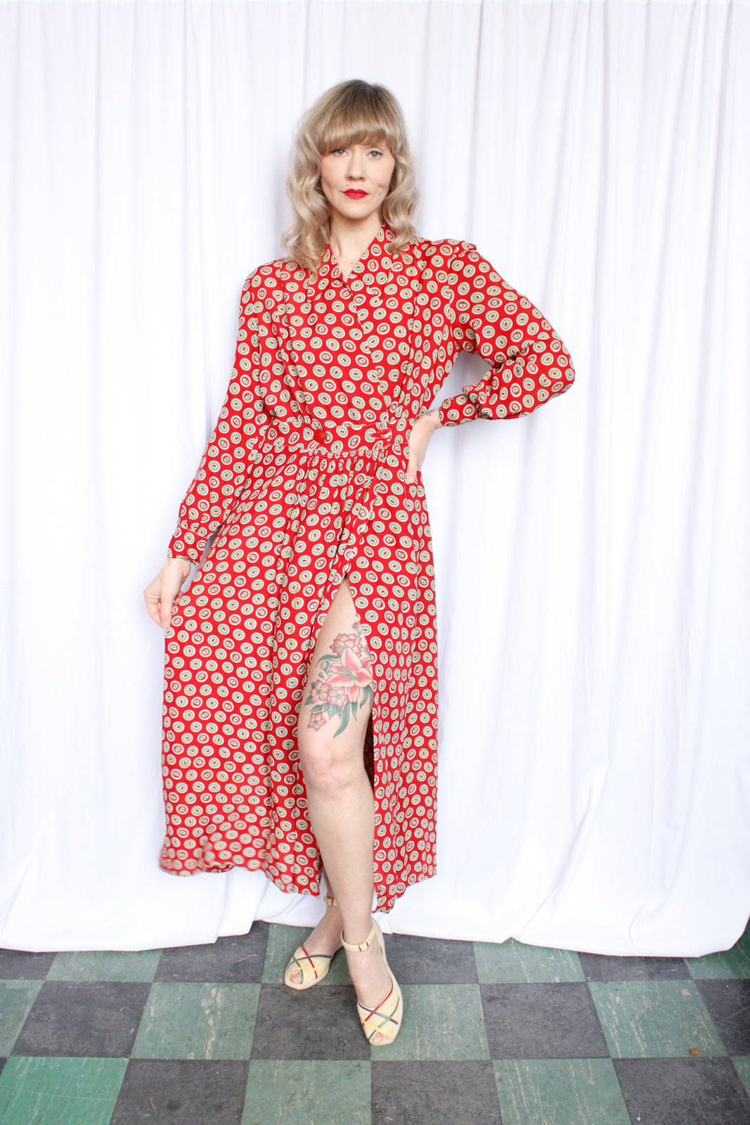 1940s Red & Green Cold Rayon Dressing Gown - Large