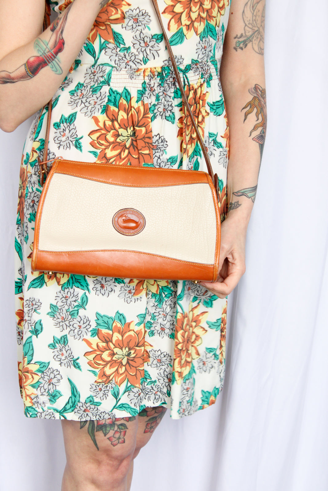 1980s Dooney & Bourke White & Tan Leather Handbag