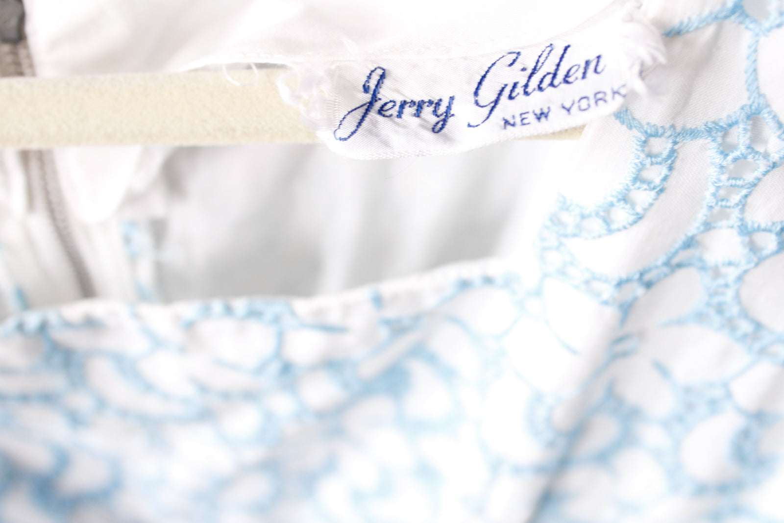 1950s Jerry Gilden Embroidered Sheath Dress - Small 