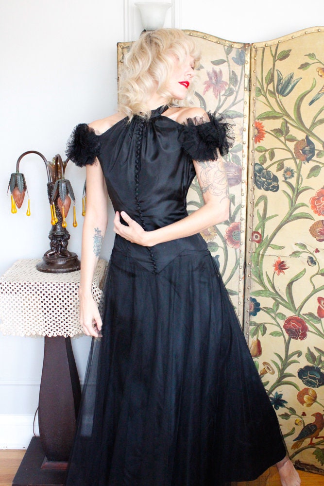 1930s Glamorous Starlette's Black Netted Gown - Xs/S