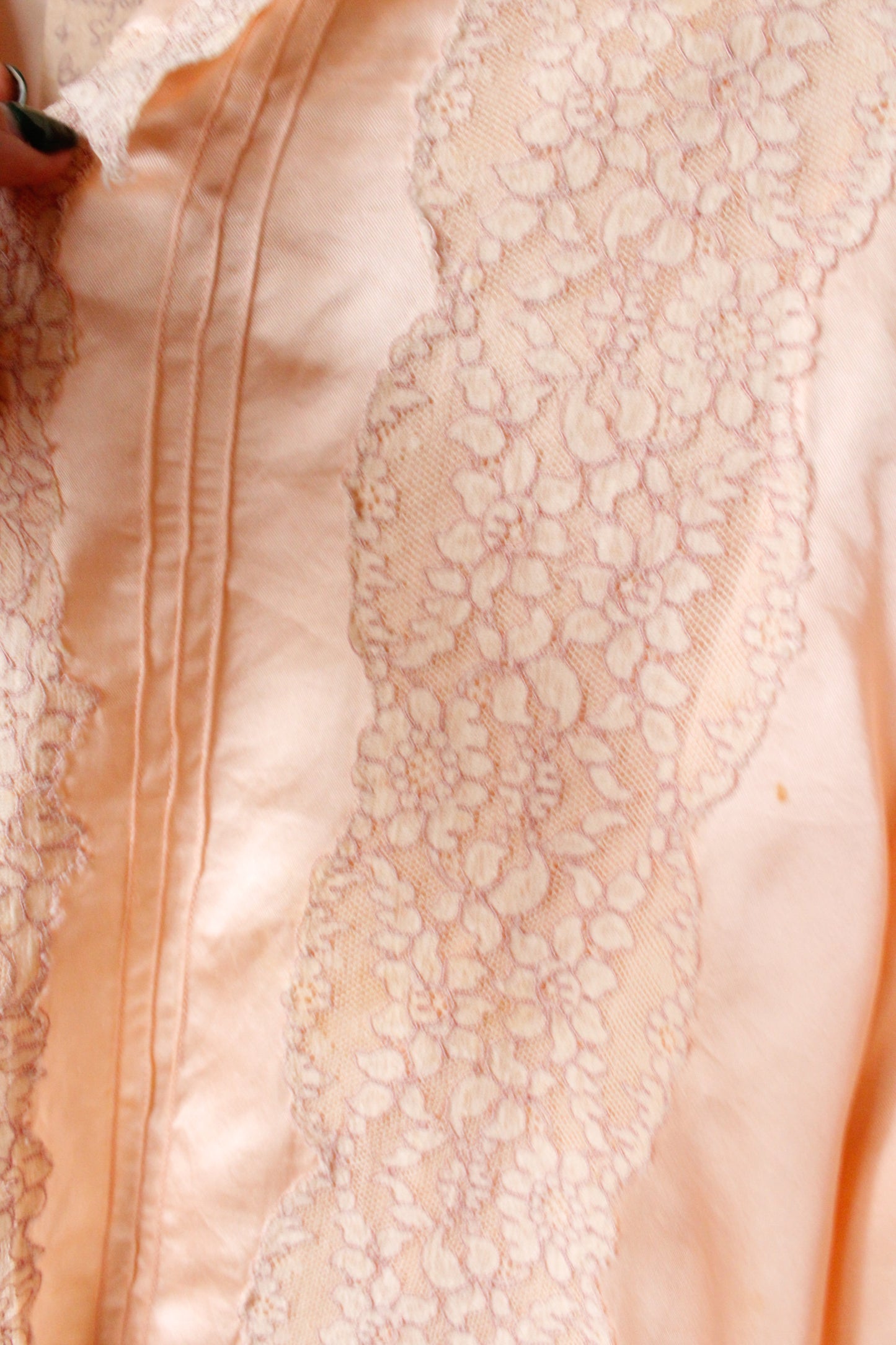 1930s Silk and Rayon Lace Champagne Bed Jacket