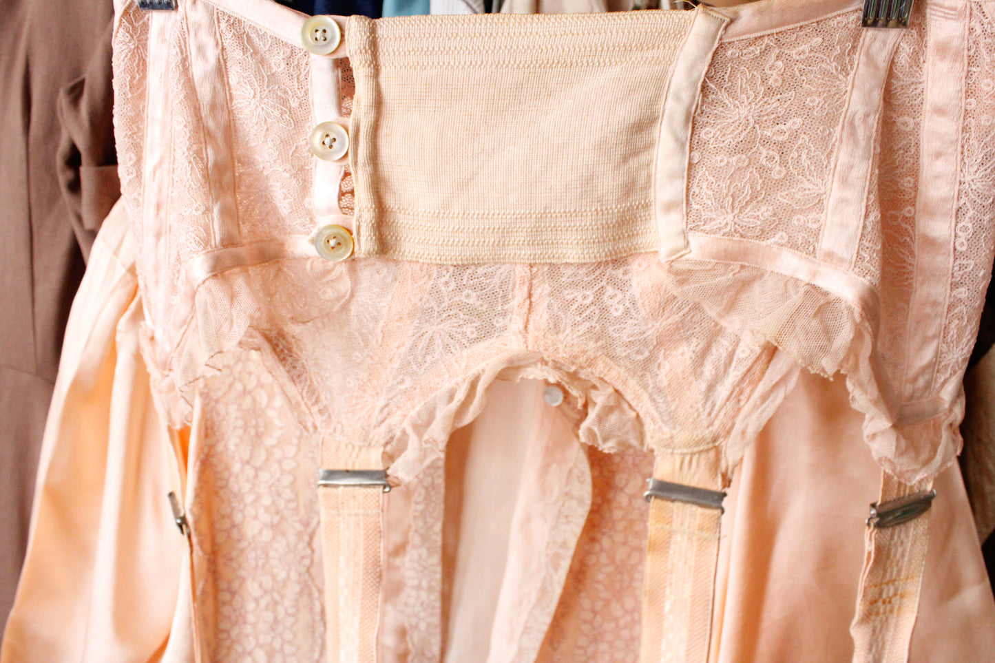 1930s Pink Silk And Lace Garter Belt