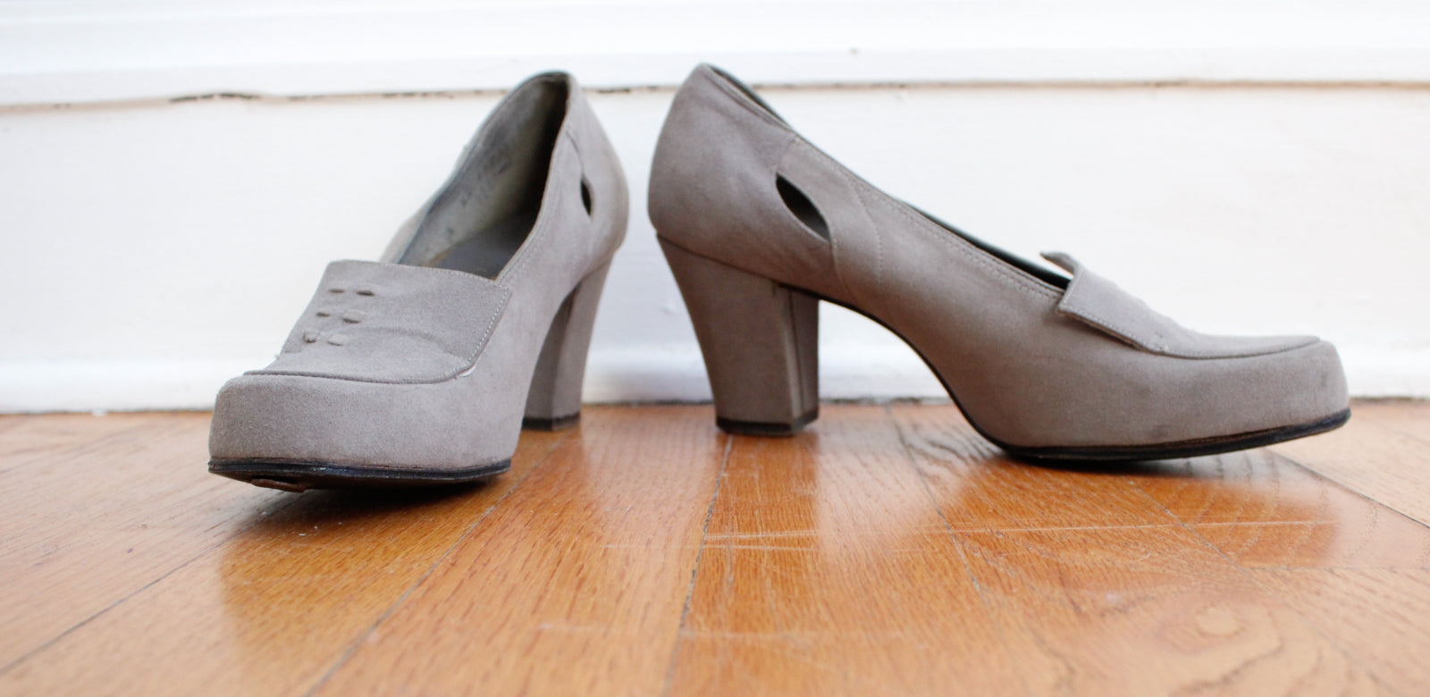 1940s Gray Air Step Rounded Toe Brushed Leather Heel - 6.5/7