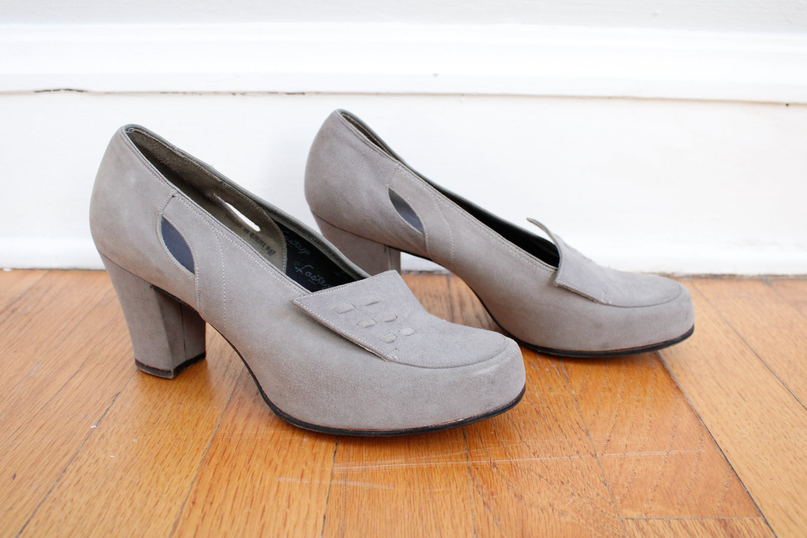 1940s Gray Air Step Rounded Toe Brushed Leather Heel - 6.5/7