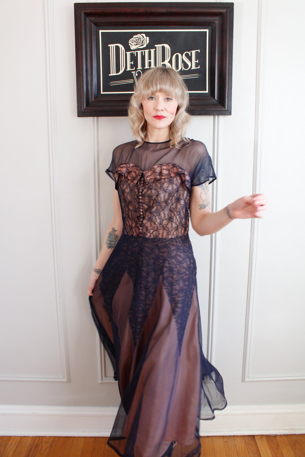 1950s Sweetheart Lace & Mesh Dress - Medium