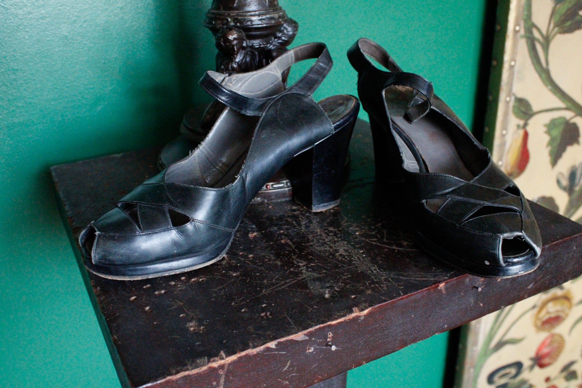 1940s Black Leather Open Toe Heels 