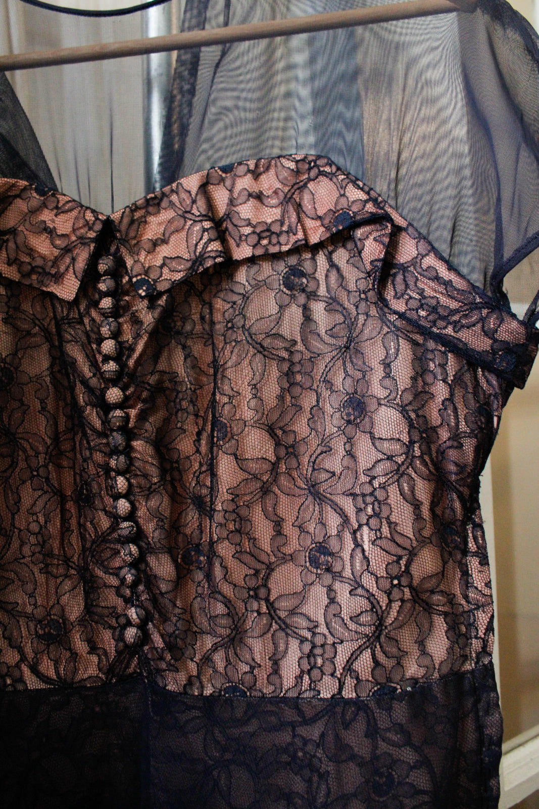 1950s Sweetheart Lace & Mesh Dress - Medium