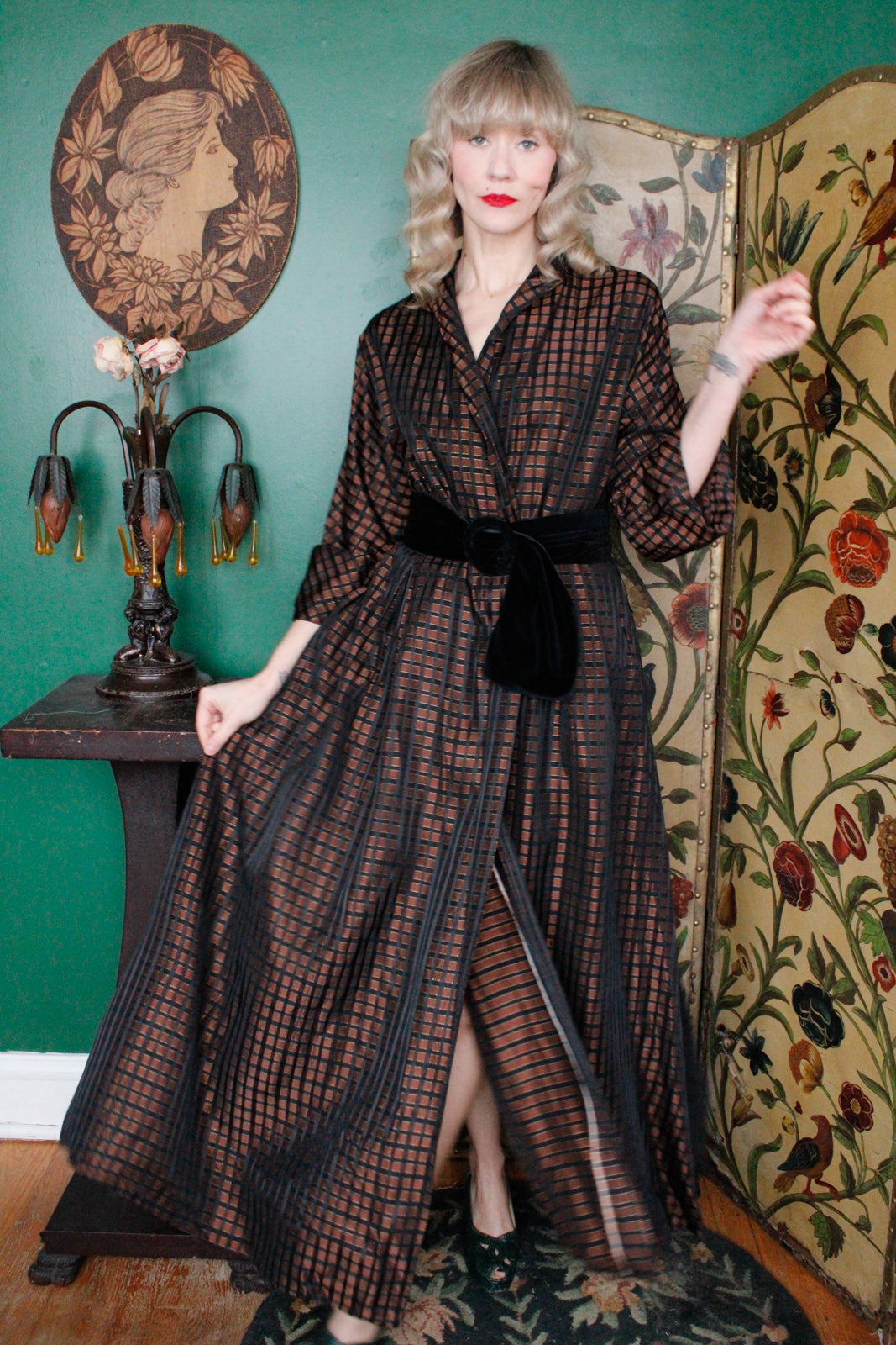 1940s Diana Dean Copper and Black Silk Taffeta Dressing Gown - Med