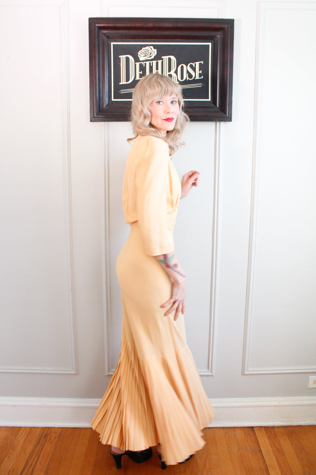 1940s Butterscotch Crepe Gown & Jacket - Small