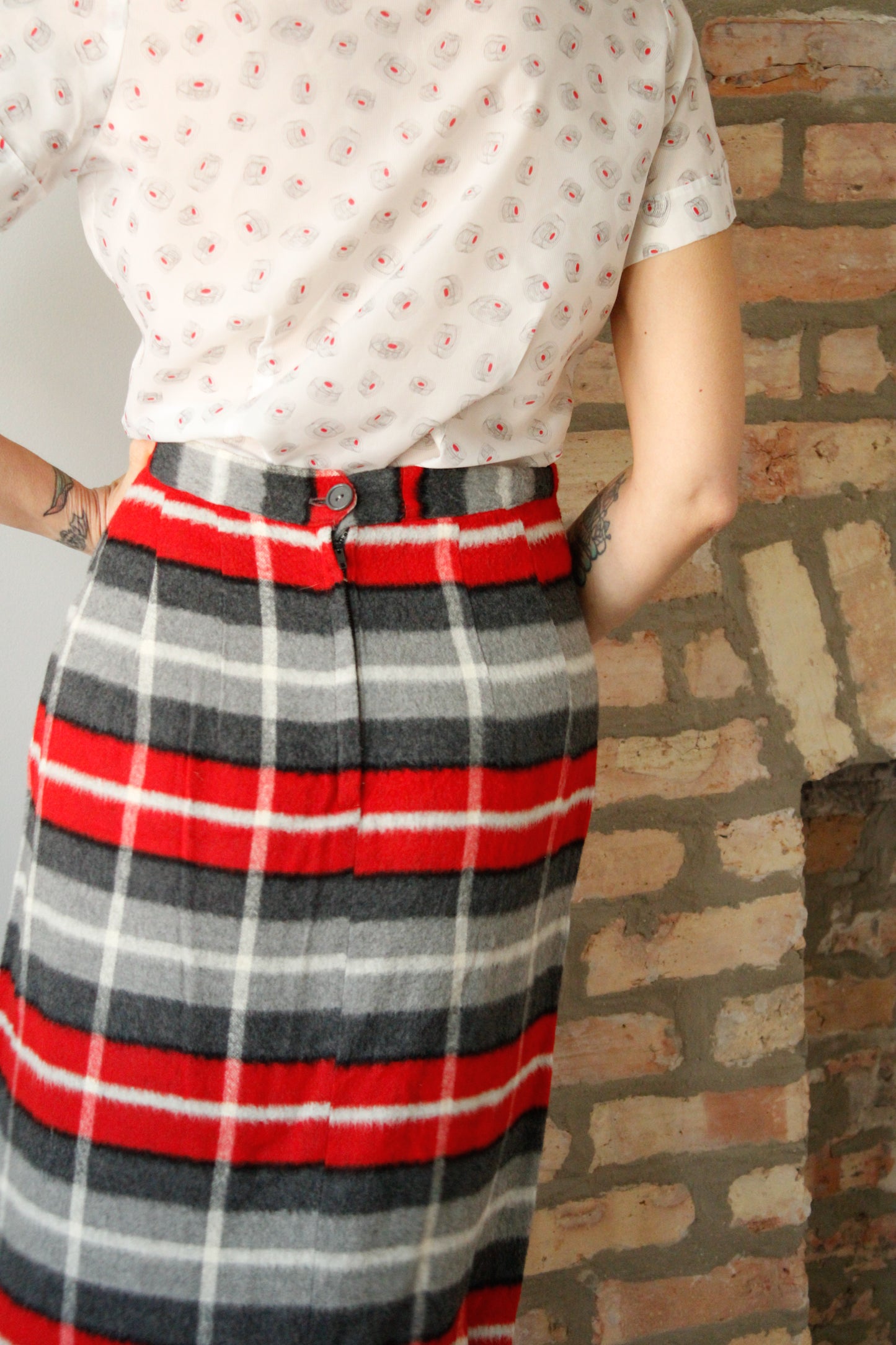 1950s Soft Flannel Plaid Pencil Skirt
